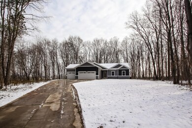 002-Front_View-3502628-medium