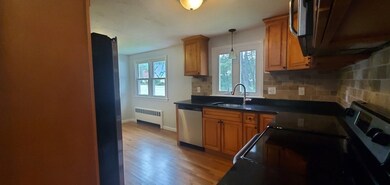 33 Stoneleigh Rd unit 1, Holden, MA 01520 - photo 2