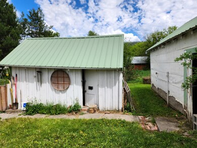 1679 W Blue Creek Rd, Chewelah, WA 99109 - photo 6