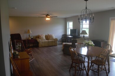 1412 Fairmeadow Dr, Bucyrus, OH 44820 - photo 6