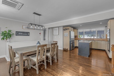 93 Gibbs Pond Rd, Nesconset, NY 11767 - photo 4