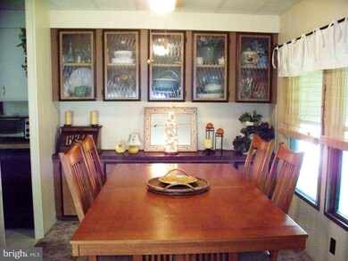 316 Berts Dr, Lothian, MD 20711 - photo 6