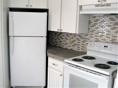 35 E Bow St, Franklin, NH 03235 - photo 2