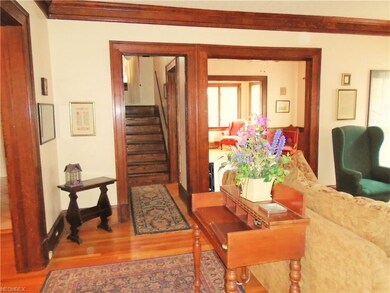 Opposite view from the front door looking all the 