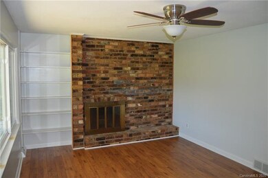 1100 Mocksville Hwy, Statesville, NC 28625 - photo 7