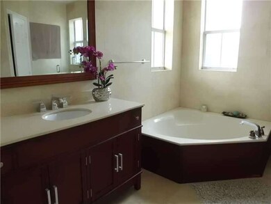 7512 NW 107th Place, Doral, FL 33178 - photo 7