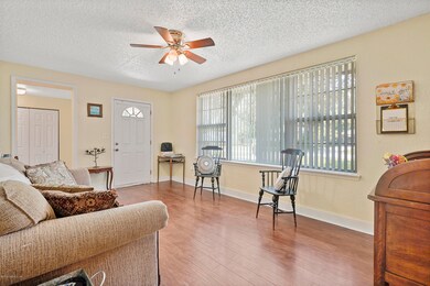 1971 Burkholder Cir E, Jacksonville, FL 32216 - photo 7
