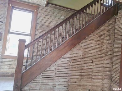 624 S Main St, Canton, IL 61520 - photo 4