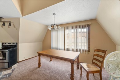 2219 Dining