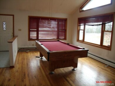 475 Bernadine Dr, Stroudsburg, PA 18360 - photo 6