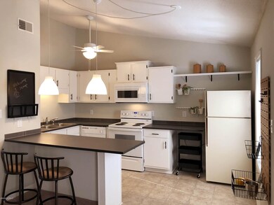 Kitchen (1)