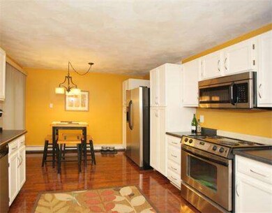 58 Hillcrest St, Waltham, MA 02451 - photo 6