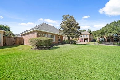 Access to large green common area