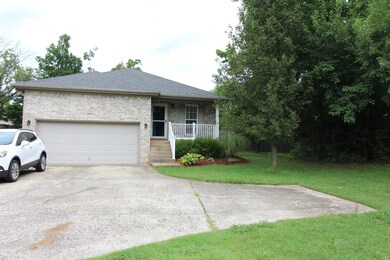 6813 E Manslick Rd, Louisville, KY 40228 - photo 3