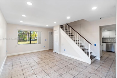 6241 SW 116th Place unit B, Miami, FL 33173 - photo 5