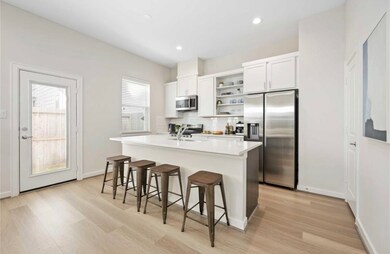 1013 Erin St unit A, Houston, TX 77009 - photo 3