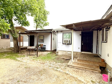 2614 Monterey St unit 5, San Antonio, TX 78207 - photo 3