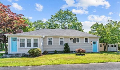 48 Richmond Ave, Barrington, RI 02806 - photo 2