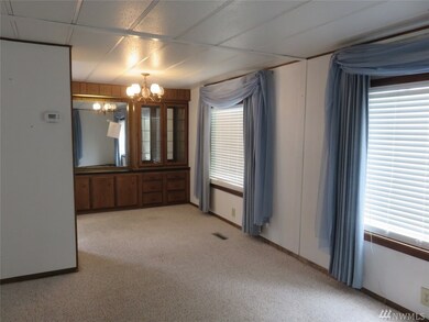 325 N Georgia Ave unit 325, East Wenatchee, WA 98802 - photo 4