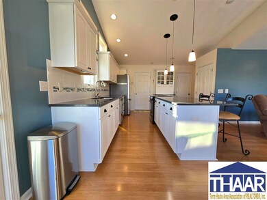 4640 E Woodsmall Dr, Terre Haute, IN 47802 - photo 4