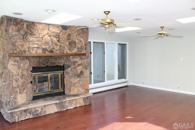 8 Maple Rd, Iselin, NJ 08830 - photo 2