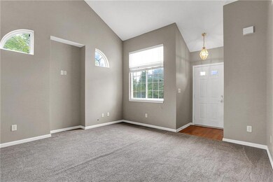 8292 Enclave Blvd unit 5, Fishers, IN 46038 - photo 5