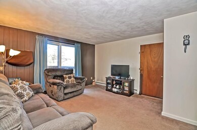 54 Burnap Rd unit 4, Holliston, MA 01746 - photo 5