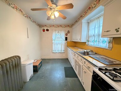 208-04 50th Ave, Flushing, NY 11364 - photo 4