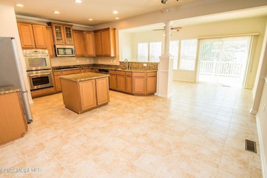 29 Pate Dr, Middletown, NJ 07748 - photo 3