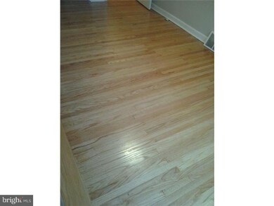 606 Crescent Dr, Glenolden, PA 19036 - photo 4