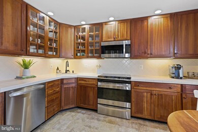 10205 Arizona Cir, Bethesda, MD 20817 - photo 5