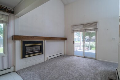 2527 W Fallcreek Ct, Grand Forks, ND 58201 - photo 7