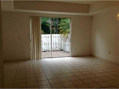 10941 NW 43rd Ln, Doral, FL 33178 - photo 2