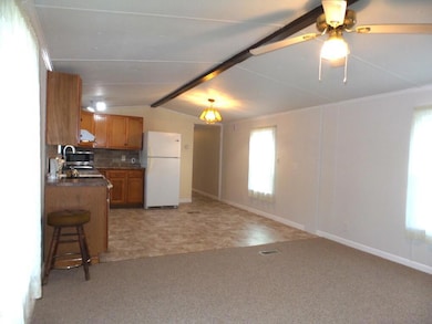 17 Maple St, Vassalboro, ME 04989 - photo 2