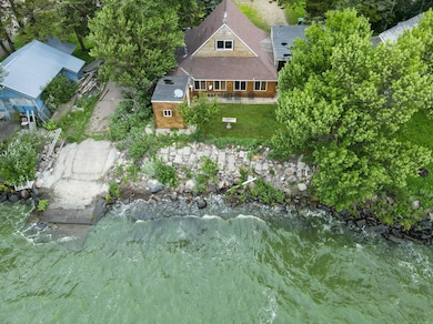 40331 N Shore Rd, Huron, SD 57350 - photo 2