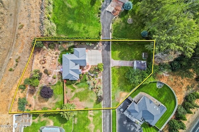 10709 Summitview Rd M0to6oicl3z, Yakima, WA 98908 - photo 6