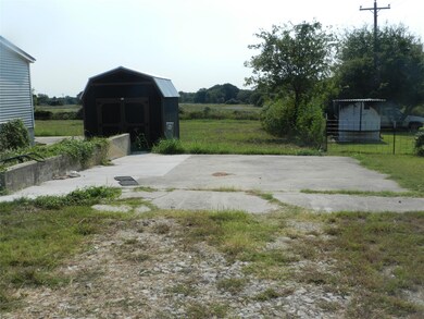 173 Fair Haven Ln, Springtown, TX 76082 - photo 3