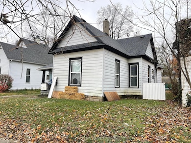 931 W 3rd St, Anderson, IN 46016 - photo 2