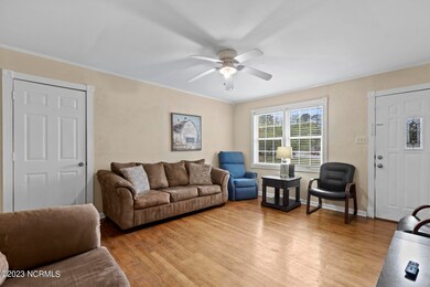 700 Henderson Dr, Jacksonville, NC 28540 - photo 5