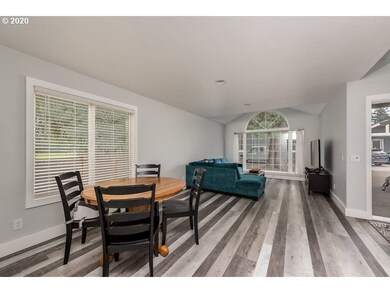 1085 N Noble Ct, Canby, OR 97013 - photo 5