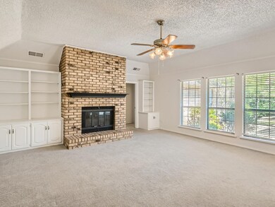 1521 Donna Ln, Bedford, TX 76022 - photo 5