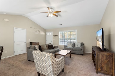 12125 Friendship Loop Dr, Seneca, SC 29678 - photo 4