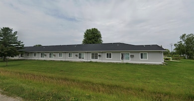 1108 S Huron St, Cheboygan, MI 49721 - photo 4