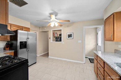 1337 S Naperville Rd, Wheaton, IL 60189 - photo 6