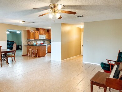 153 Redriver, Bay City, TX 77414 - photo 6