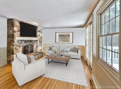 53 Harvest Dr, Duxbury, MA 02332 - photo 4