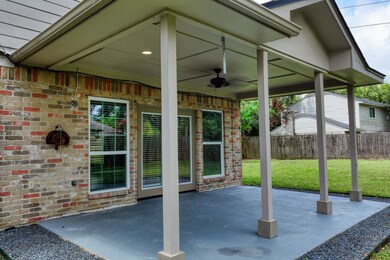 15518 Meadow Village Dr, Houston, TX 77095 - photo 4