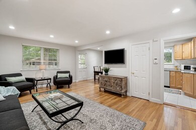 63 Linden St unit 3, Wellesley, MA 02482 - photo 4