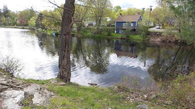 18 Chestnut St, Pittsfield, NH 03263 - photo 6