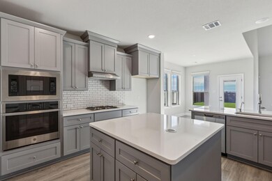 7709 Sheaves Trail, Joshua, TX 76058 - photo 6